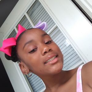 Meet your Posher, Massiah